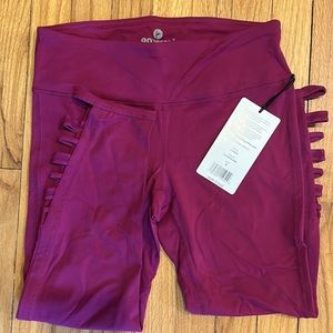 90 Degree by Reflex Crop Leggings